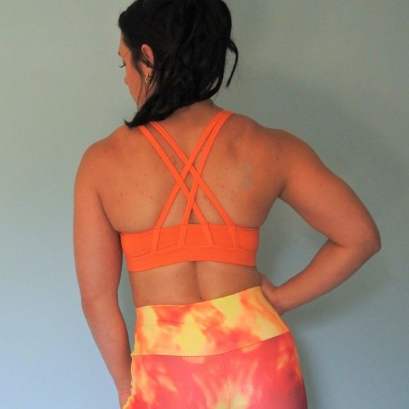 Essential Sports Bra - Picture 2 of 4